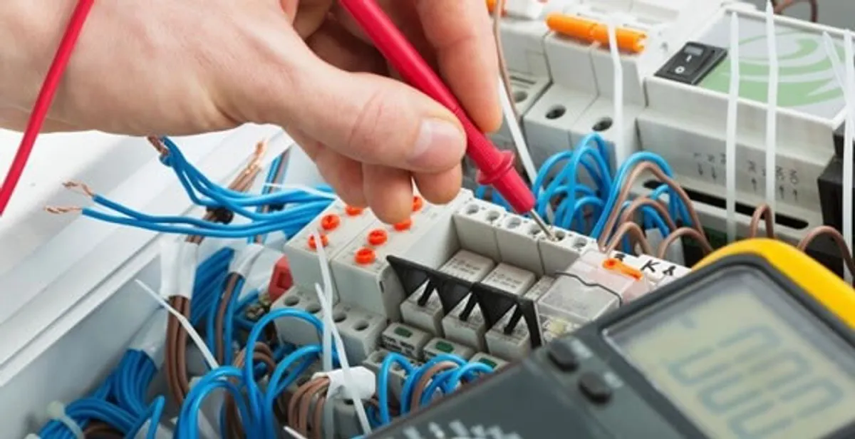 electrical wiring services performing professional electrical system testing in Boca Raton, FL