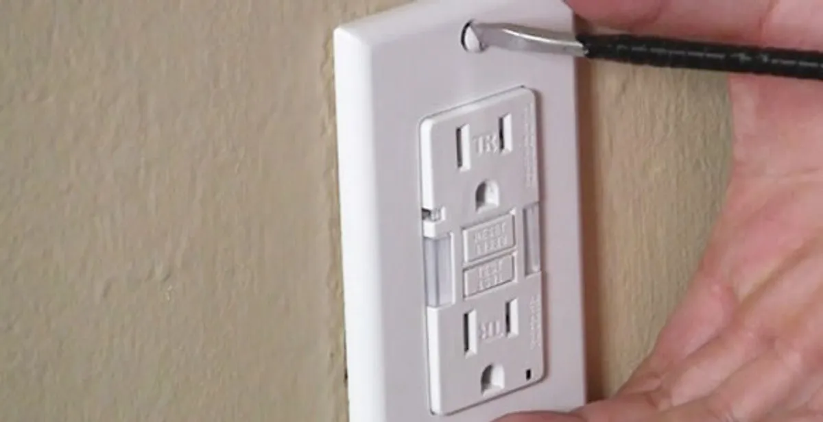 gfc outlets service securing and mounting ground fault circuit interrupter outlet by certified electricians in Boca Raton, FL