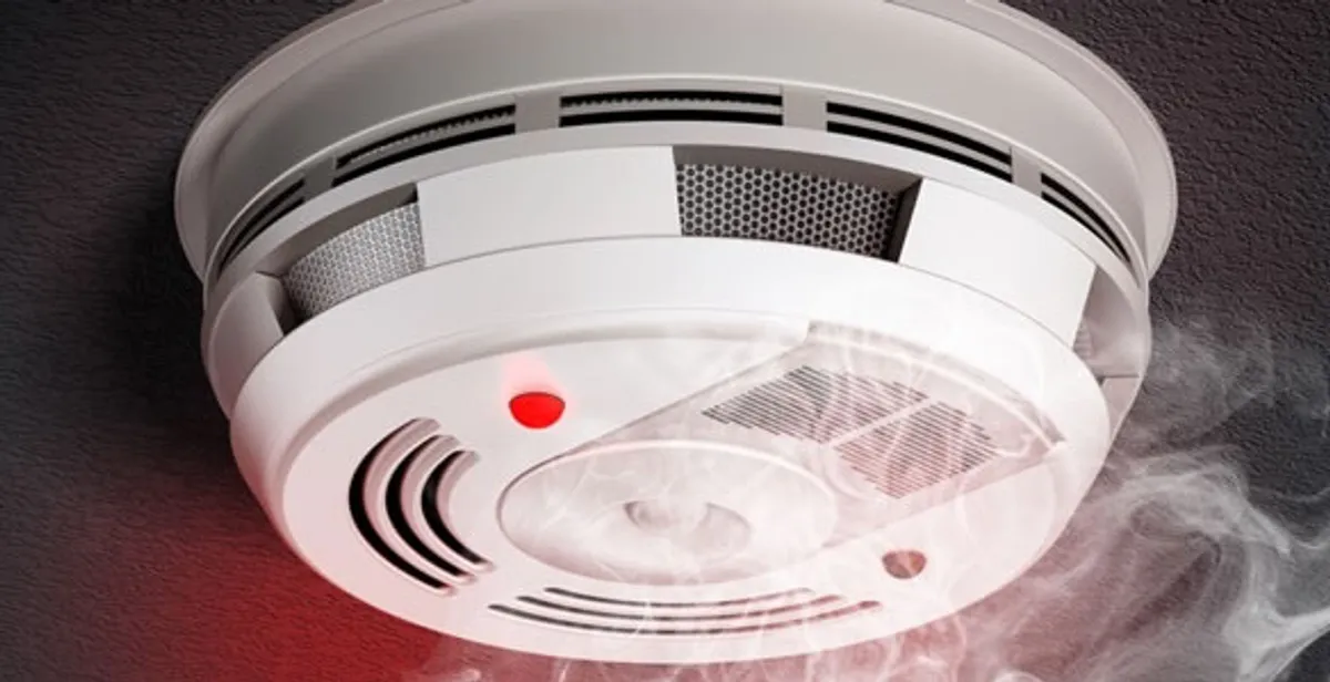 Installed smoke detector providing reliable fire detection in Boca Raton, FL